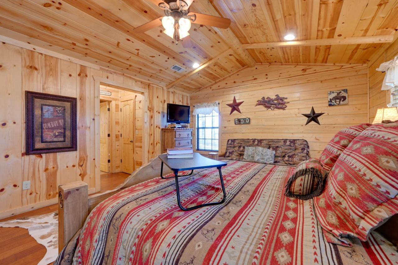 Broken Bow Cabin With Hot Tub And Deck - 4 Mi To Lake! Екстериор снимка